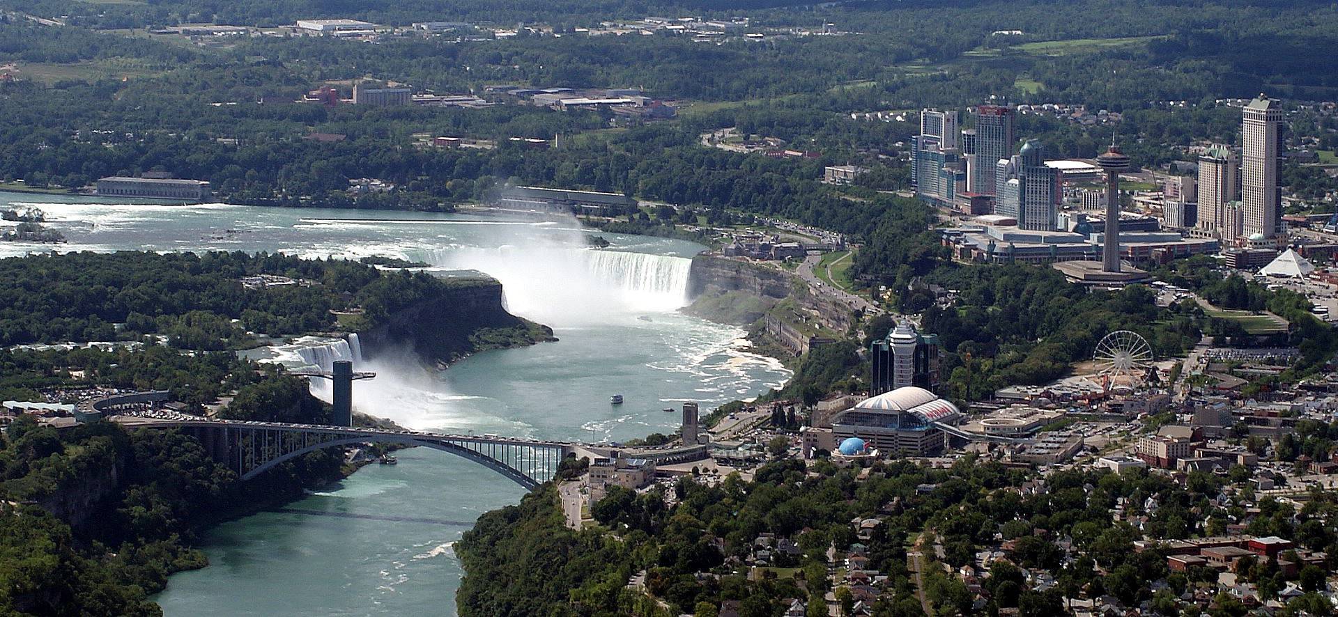 Cool Places To Eat In Niagara Falls Canada