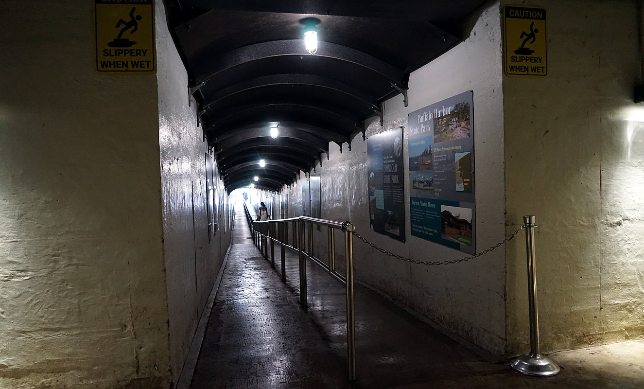 Cave of the Winds Tunnel